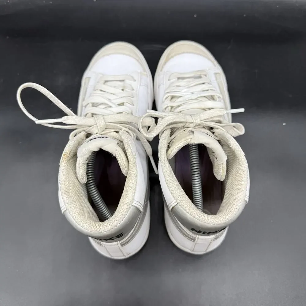 Nike Blazer Mid '77 GS Sneaker Youth Size 6Y Womens 7.5 White Silver DA4086-101